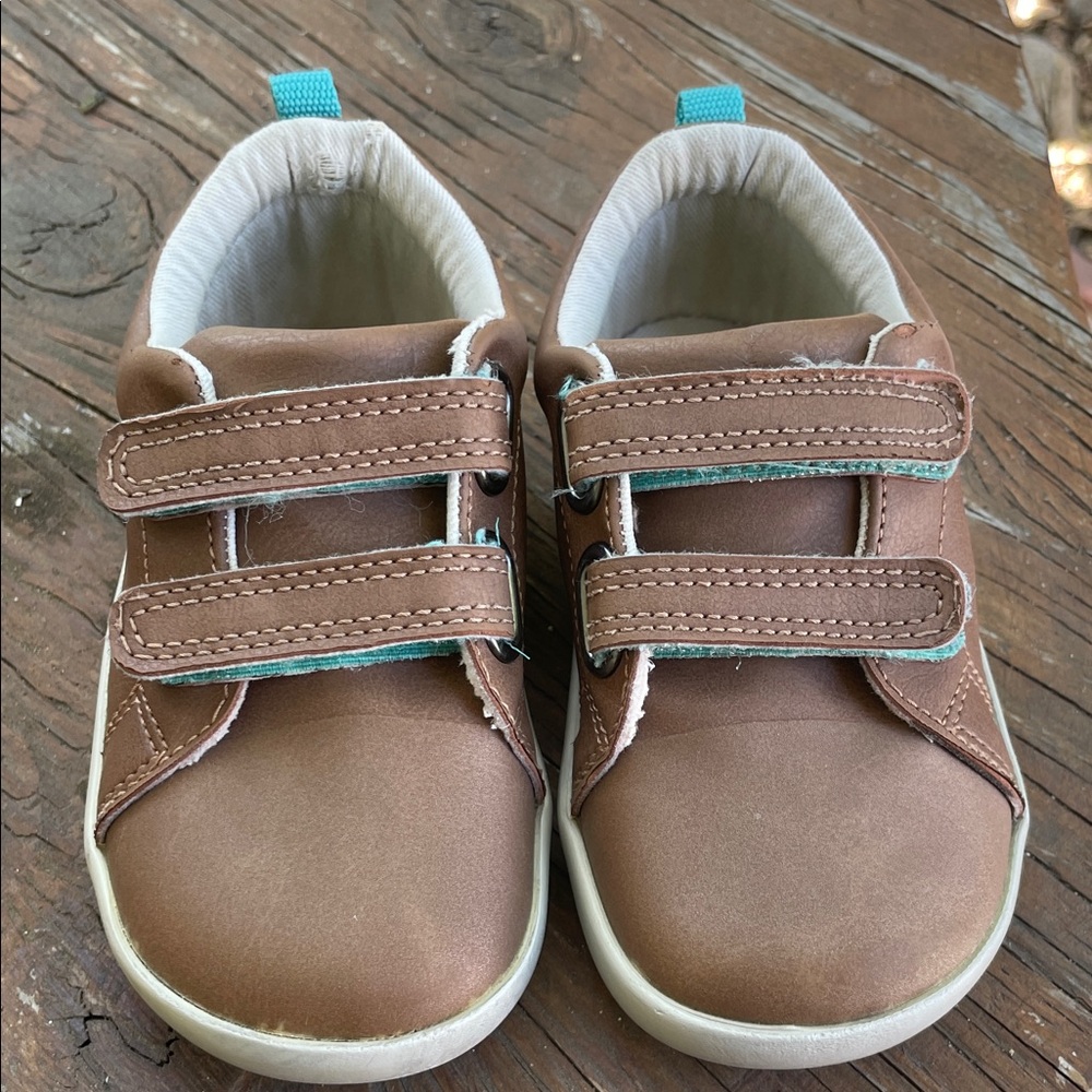 Unisex Brown Ten Little Sneakers
